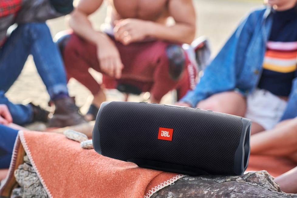 JBL Charge 4