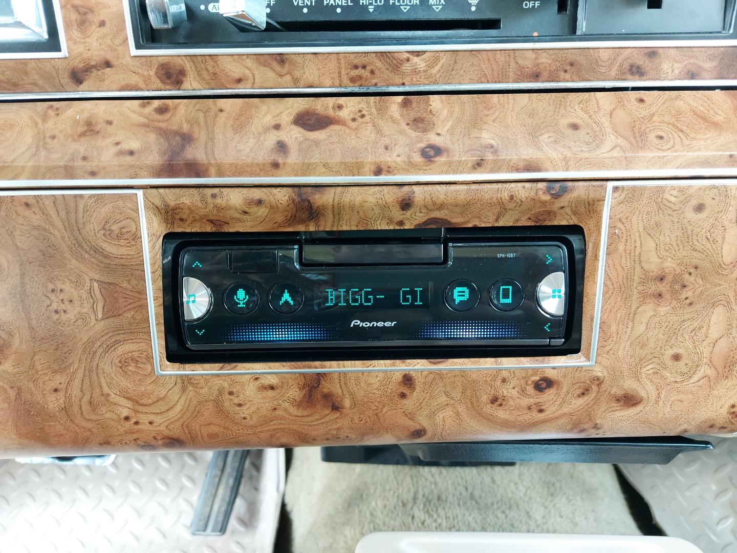 Pioneer SPH-10BT – Santa Clarita Auto Sound