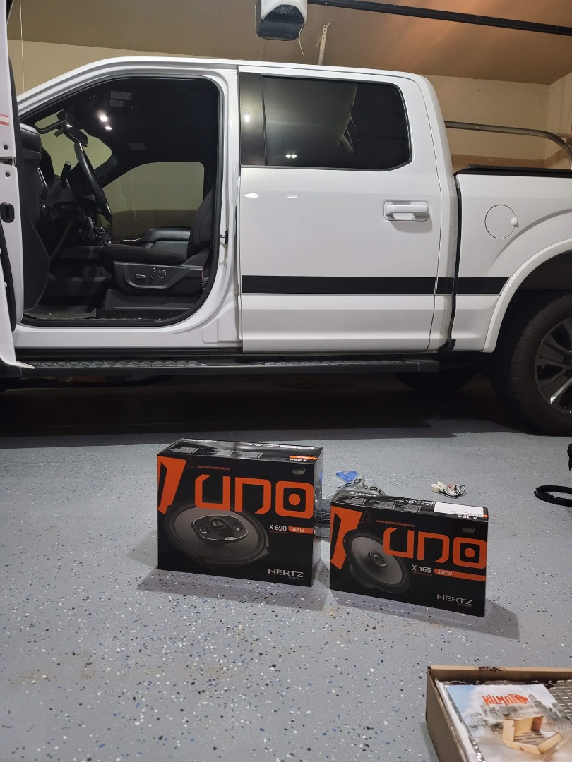 Customer Reviews: Hertz X 165 Uno Series 6-1/2 2-way car speakers at Crutchfield  Canada