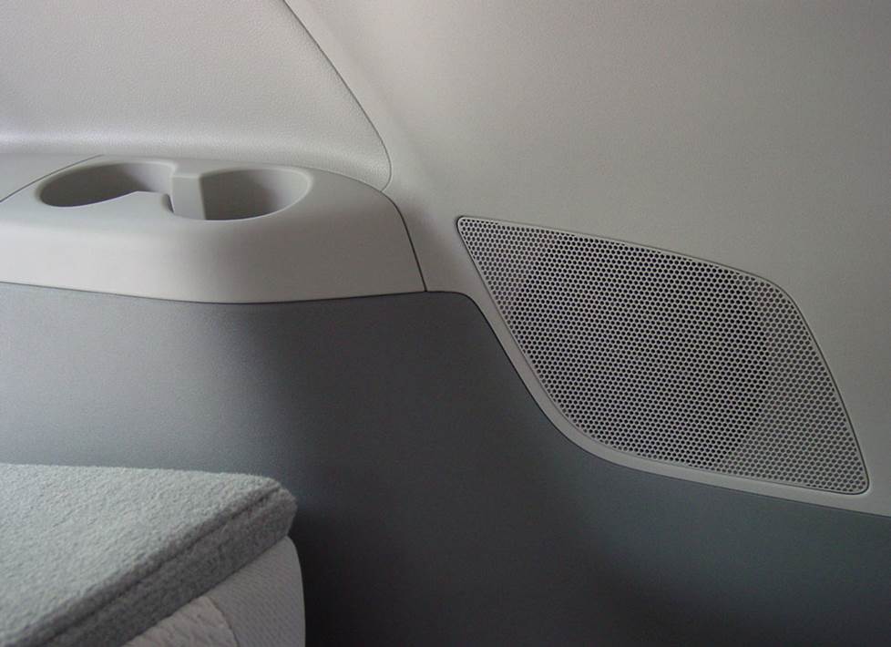toyota sienna rear side base speaker