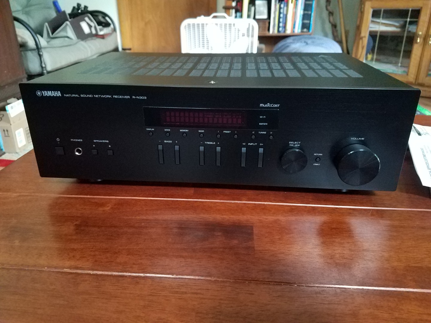 Customer Reviews: Yamaha R-N303 Stereo receiver with Wi-Fi Customer Reviews: Yamaha R-N303 Stereo receiver with Wi-Fi