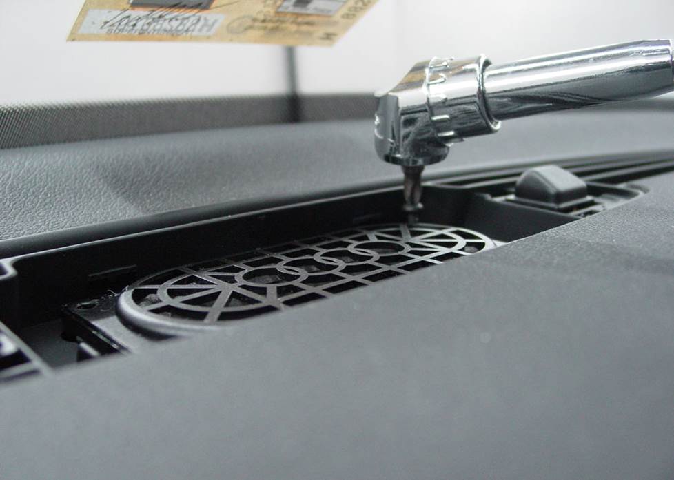 audi a3 center dash speaker