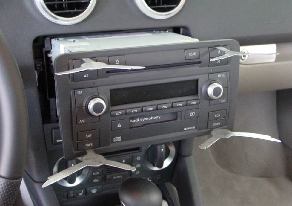 audi a3 double-din radio