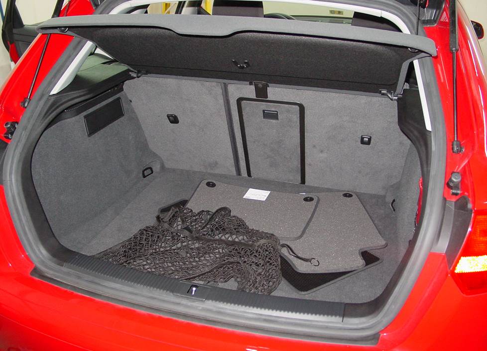 audi a3 cargo area