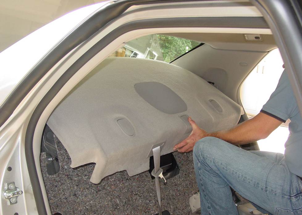 cadillac dts rear deck speaker