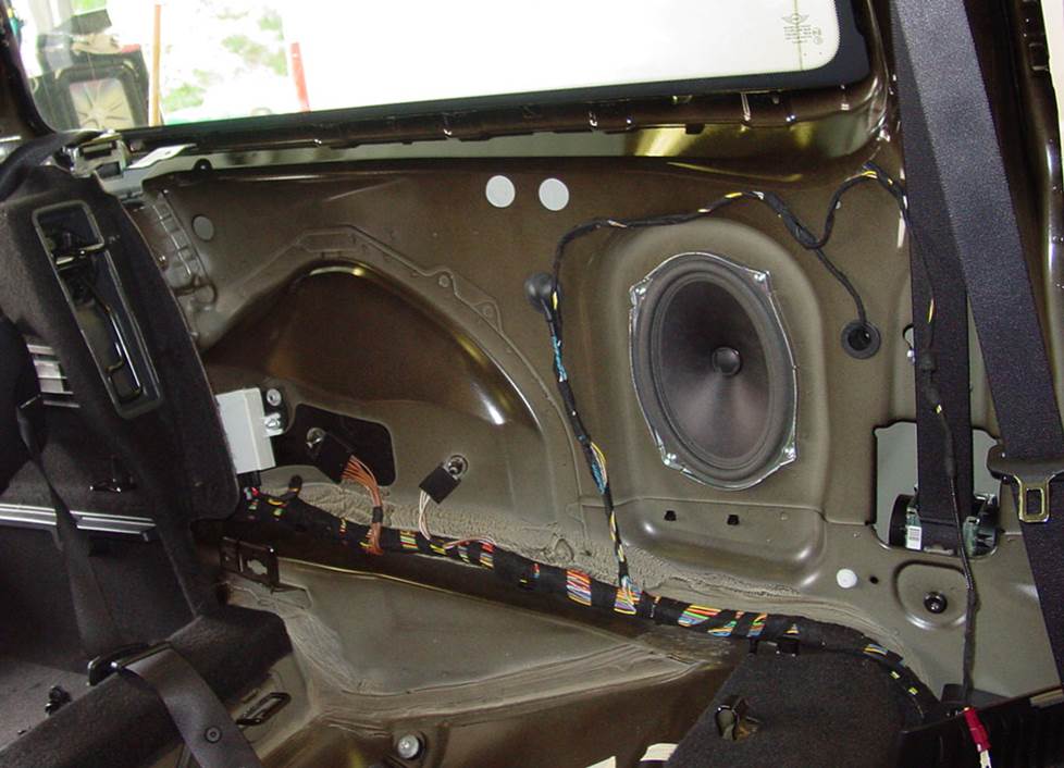 mini clubman rear side speaker