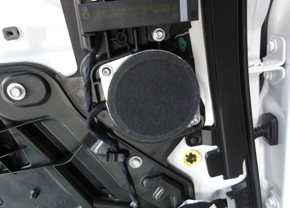 chrysler 300 rear door speakers