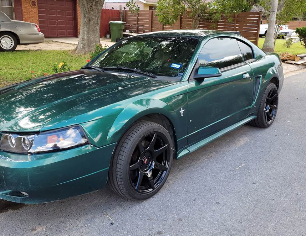 2001 ford mustang