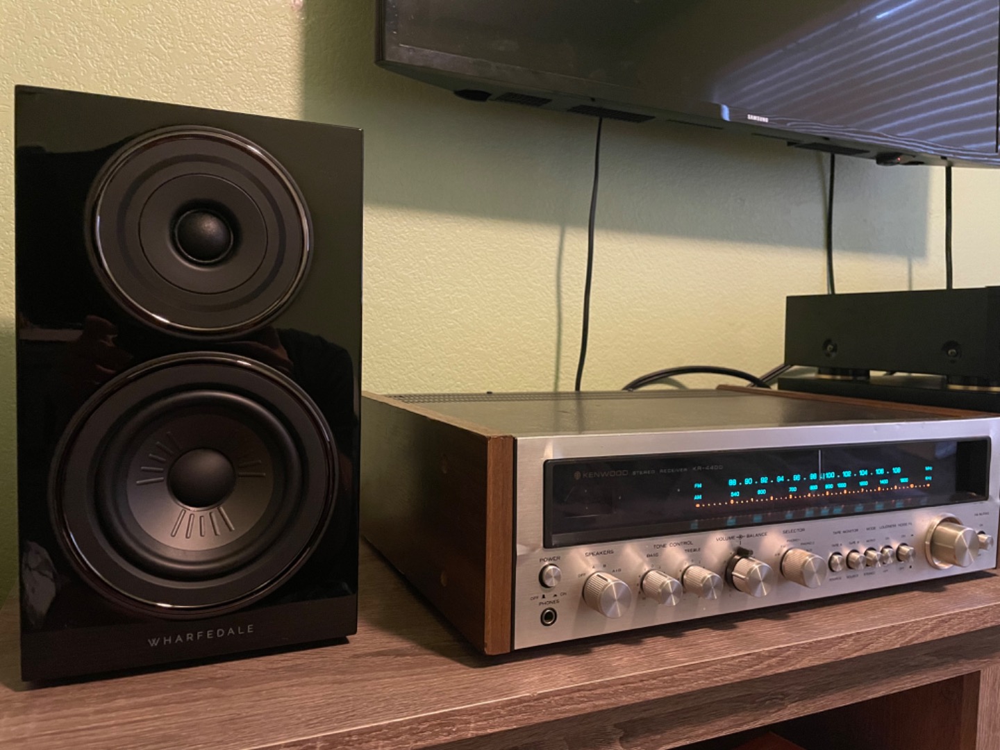 Customer Reviews: Wharfedale Diamond 12.1 (Black) Bookshelf