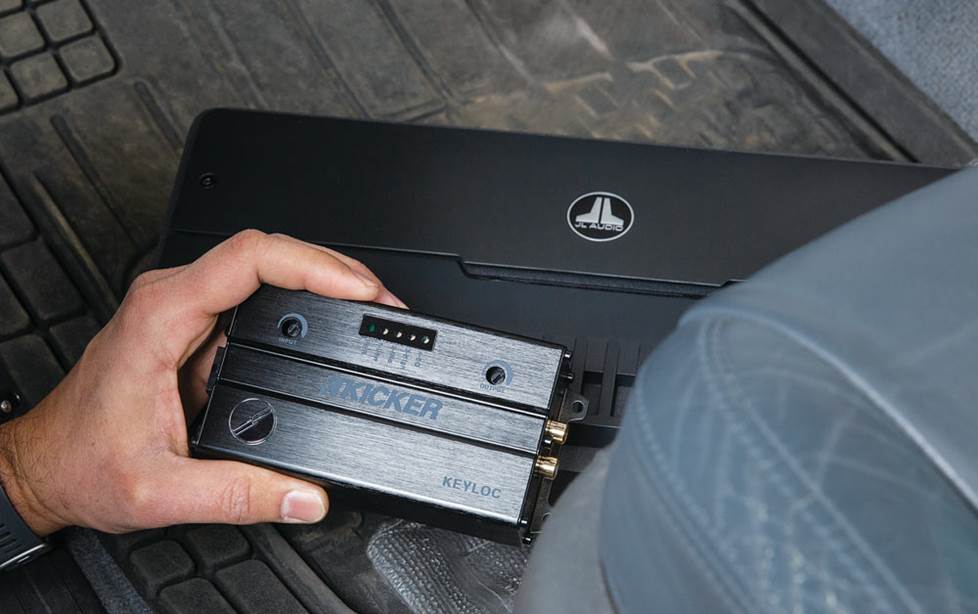 JL Audio amplifier and Kicker signal processor
