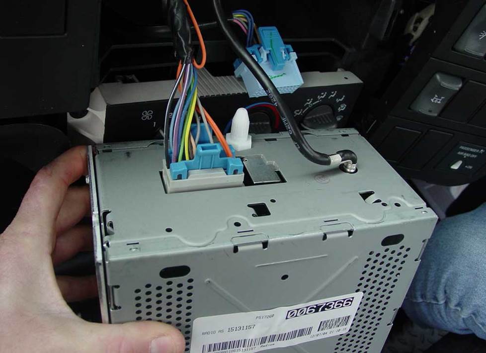 kodiak topkick factory radio removal