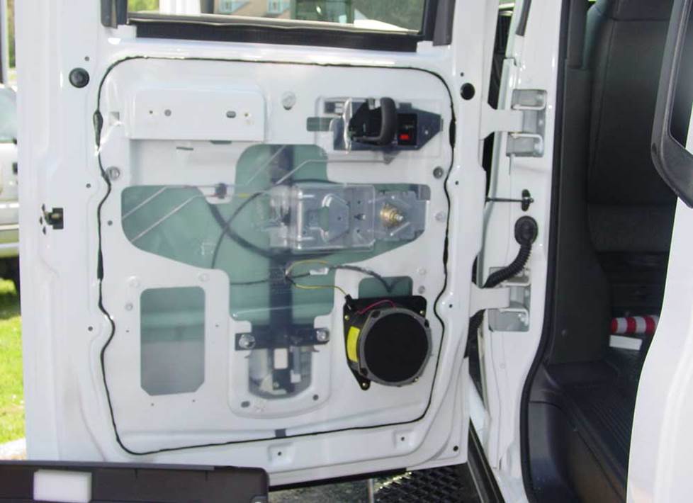 kodiak topkick rear door speaker
