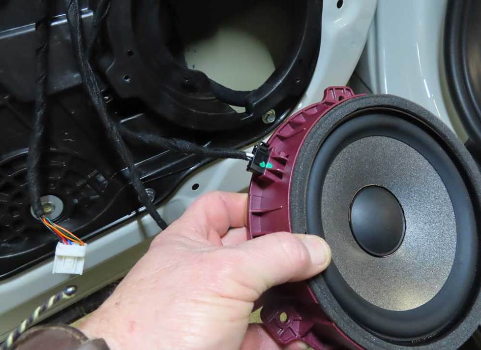 Kia EV6 speaker removal