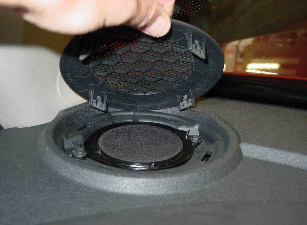 jeep commander corner dash speaker