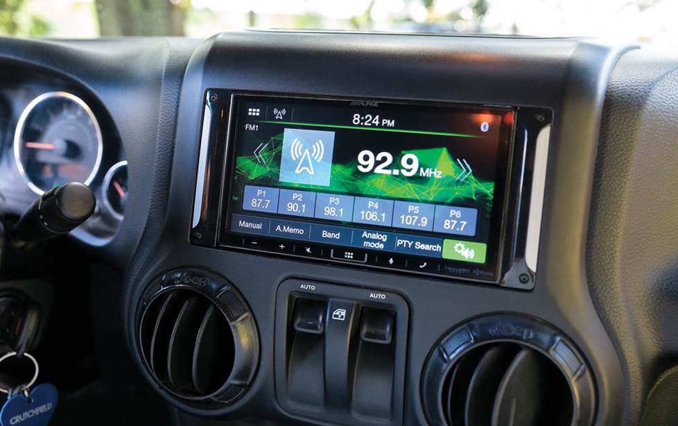 Pioneer AVH-W4500NEX in Camaro