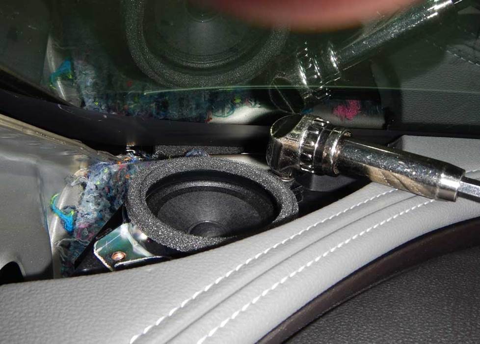 chevy impala corner dash speaker