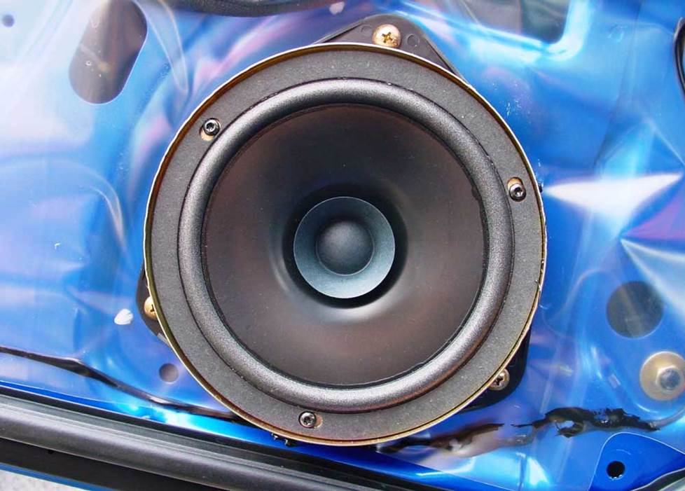 subaru wrx front door woofer