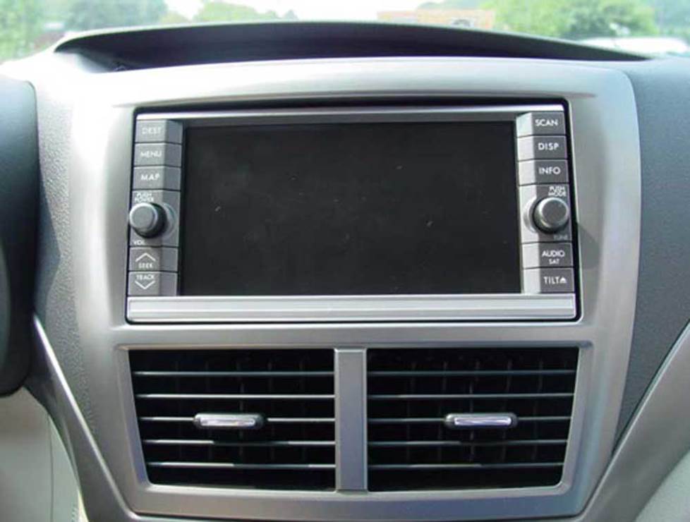 Subaru radio with navigation