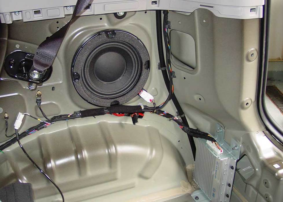 Kia Soul factory subwoofer