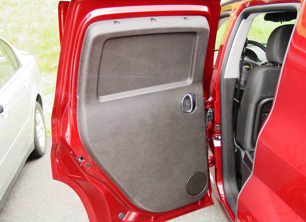 The HHR panel wagon's rear door