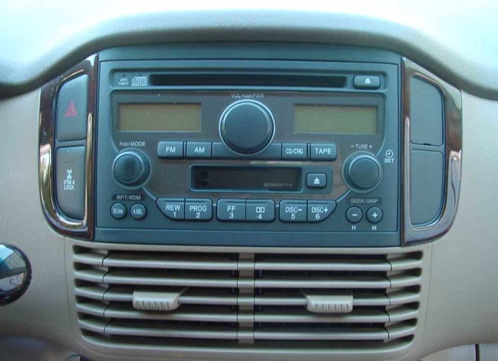 Honda Pilot stereo receiver