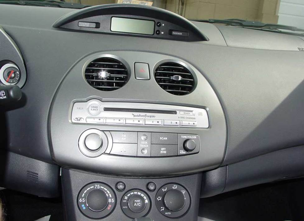 Mitsubishi Eclipse radio