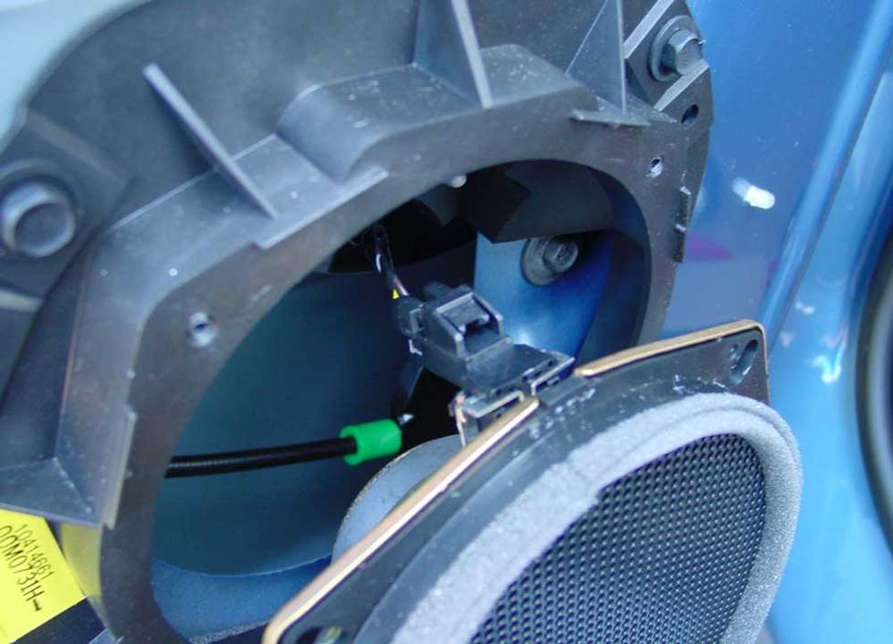 pontiac aztek rear door speaker