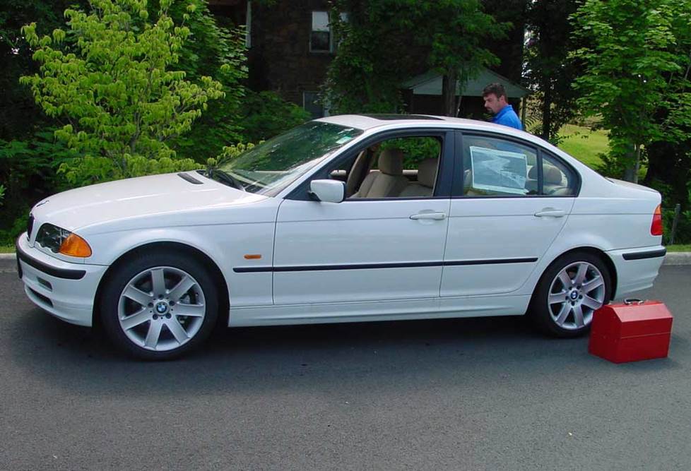 1999-2006 BMW 3 series sedan