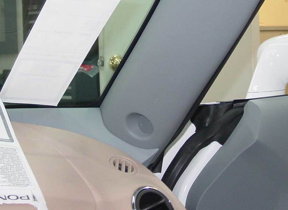 pontiac solstice tweeter