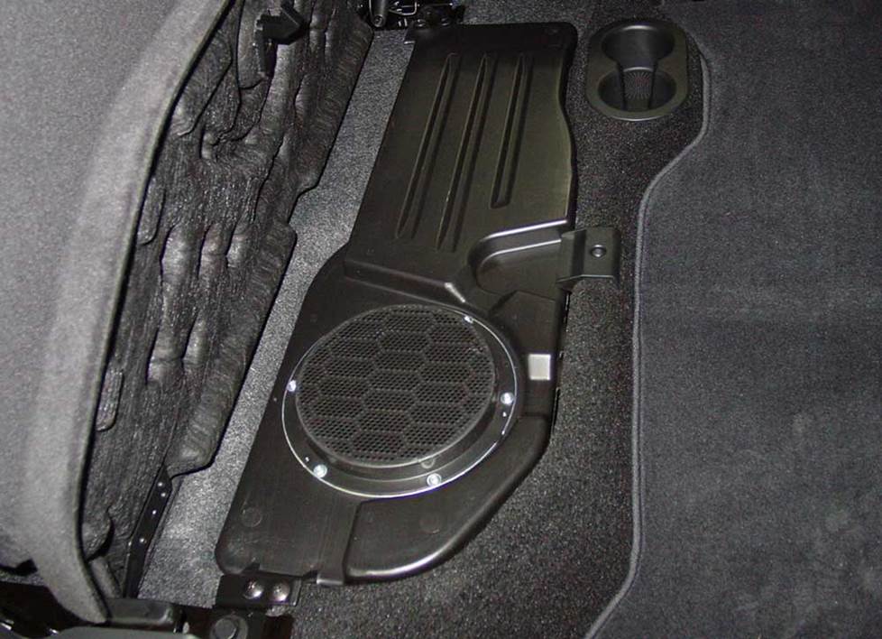 dodge ram alpine subwoofer