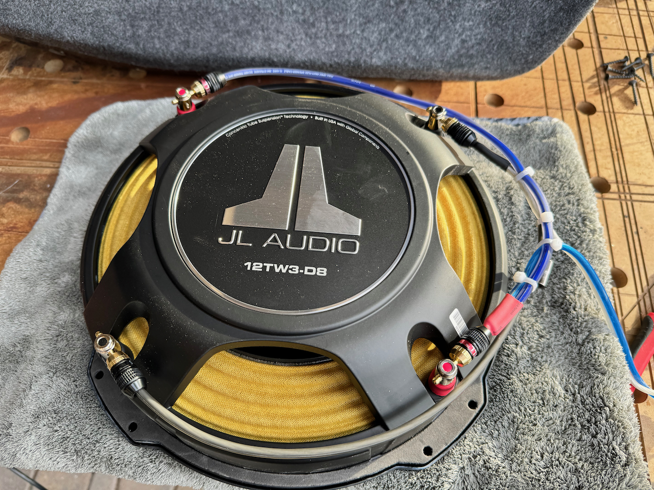 Customer Reviews: JL Audio XD600/1v2 Mono subwoofer
