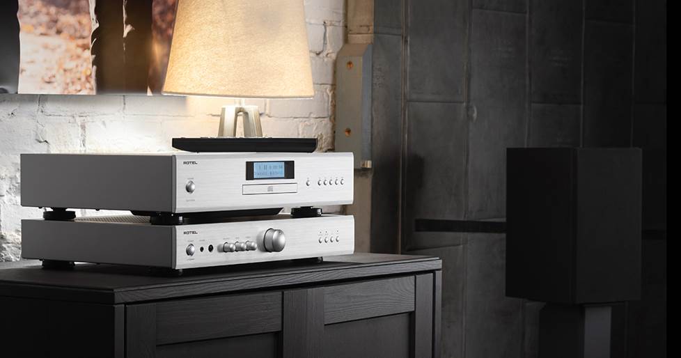 Rotel integrated amp and CD player stack