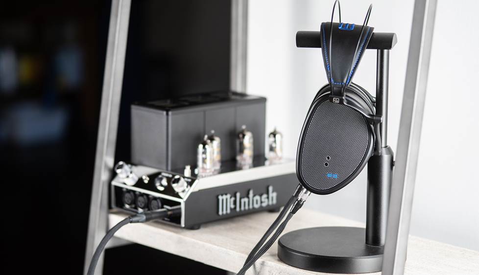 Dan Clark E3 closed-back wired planar magnetic headphones