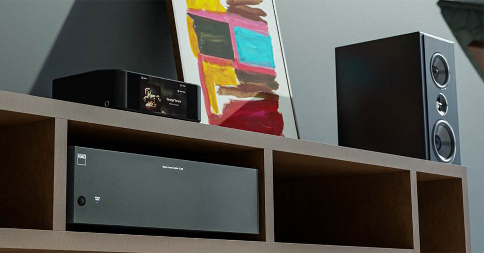 Bluesound NODE ICON music streamer with NAD C 298 power amplifier