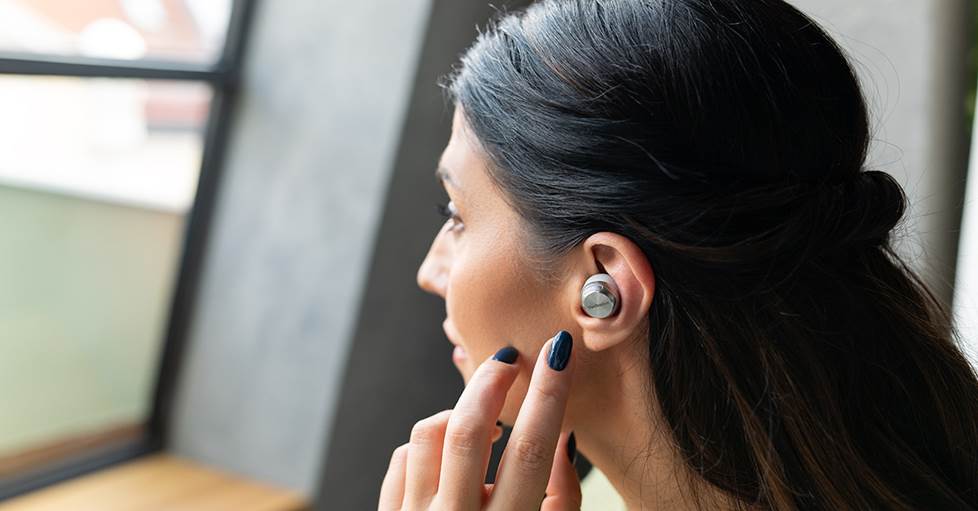 Technics EAH-AZ100 earbuds