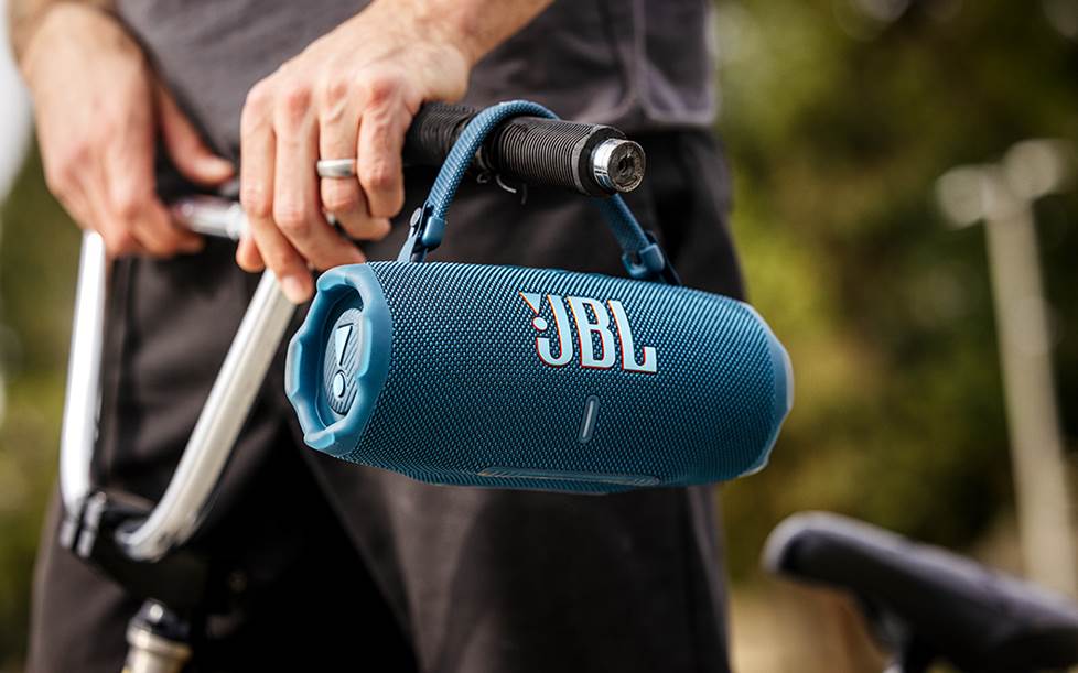 JBL Charge 6