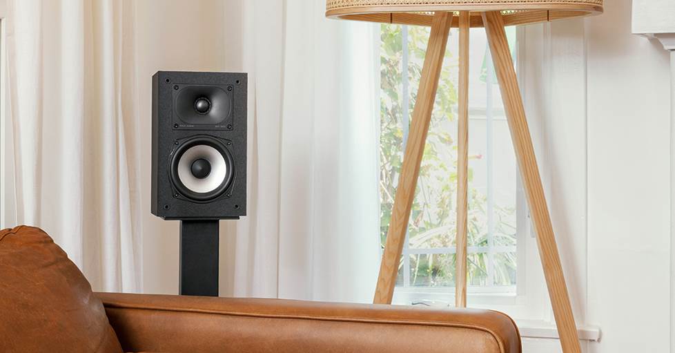 Most affordable bookshelf speakers: Polk Audio Monitor XT15