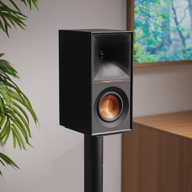 Klipsch Reference R-40M Bookshelf speakers at Crutchfield Canada