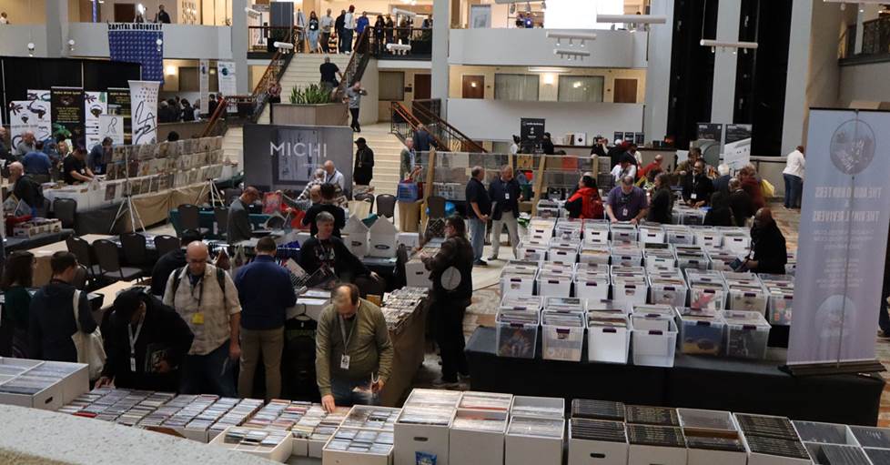 A photo of the the atrium at Capital Audiofest