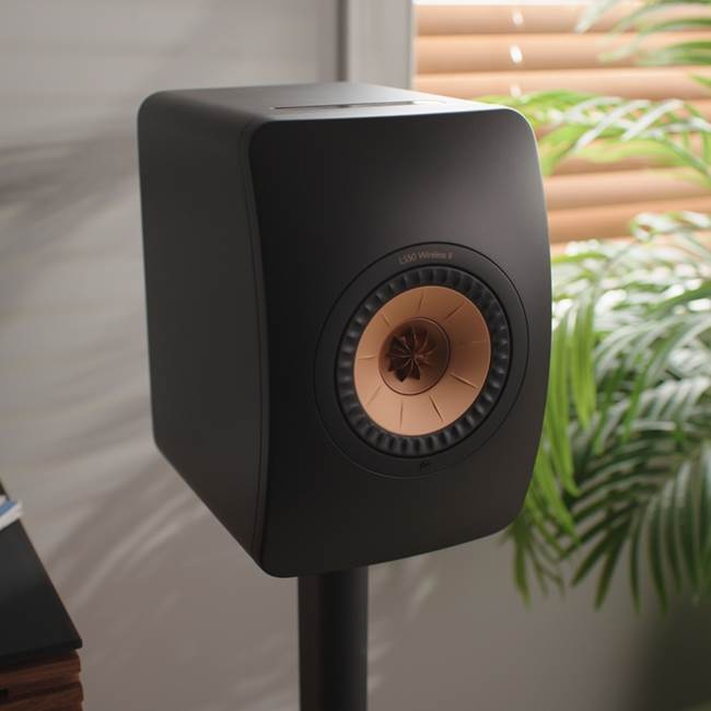 KEF LS50 ブラック KEF LS50 Wireless II (Carbon Black) Powered stereo speakers with