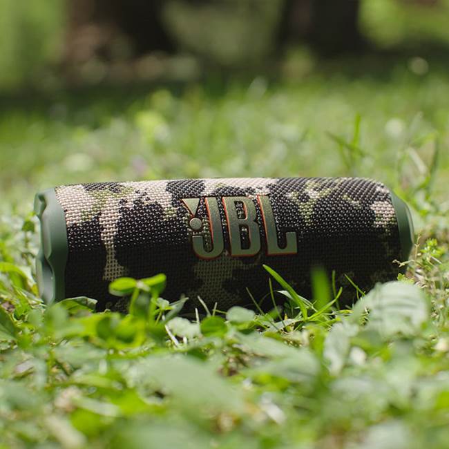 JBL Flip 7 (Camo) Waterproof portable Bluetooth® speaker (Camo) at