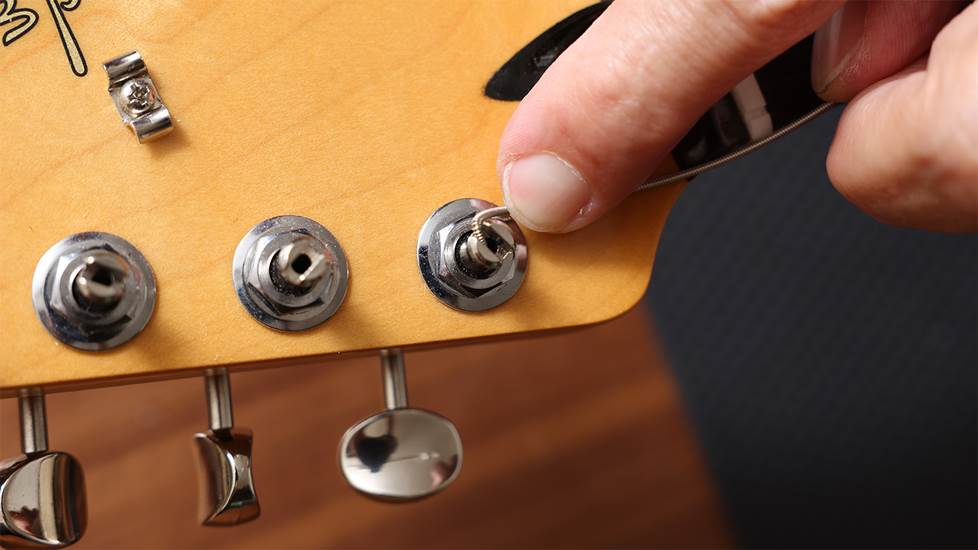installing a string on a guitar