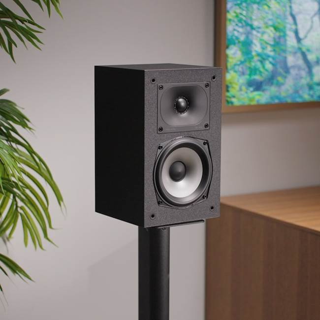 Polk Audio Monitor XT15 Bookshelf speakers at Crutchfield Canada