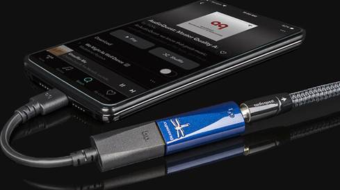 AudioQuest DragonFly Cobalt connected to Android phone