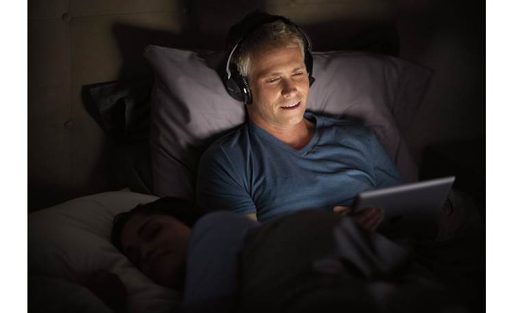 Bose® AE2w <em>Bluetooth</em>® headphones Listen with your iPad