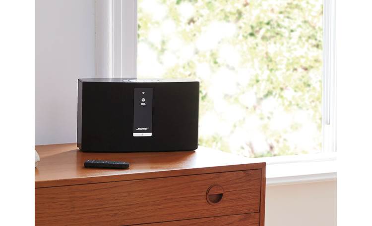 Bose® SoundTouch® 20 Series III wireless speaker Black - ideal for medium-sized rooms