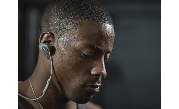 Bose® SoundSport® wireless headphones Extra-soft StayHear sports tips fit securely and comfortably during workouts