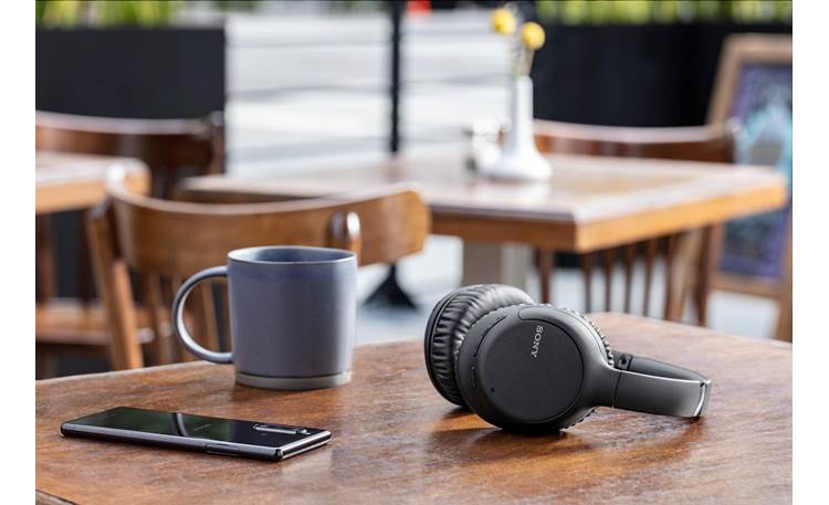 Sony WH-CH710N Music plays wirelessly via Bluetooth 5.0
