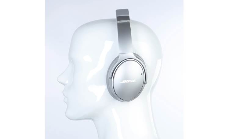 Bose® QuietComfort® 35 wireless headphones II Mannequin shown for fit and scale