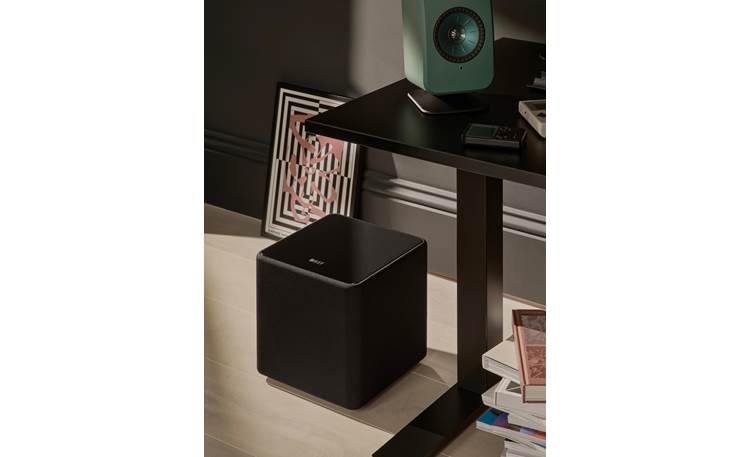 KEF Kube 8 MIE The compact Kube 8 MIE fits almost anywhere you have room